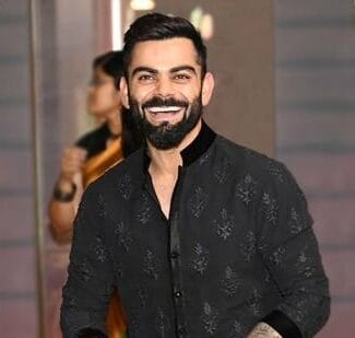Tout savoir sur Virat Kohli: Biographie, age, taille, fortune, enfants, famille, origine, carière en 2024