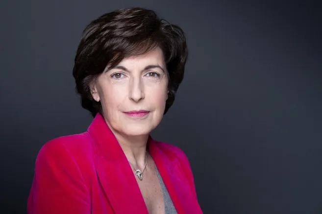 Ruth Elkrief : Biographie, âge, carrière, couple, famille, origine, fortune, salaire en 2025