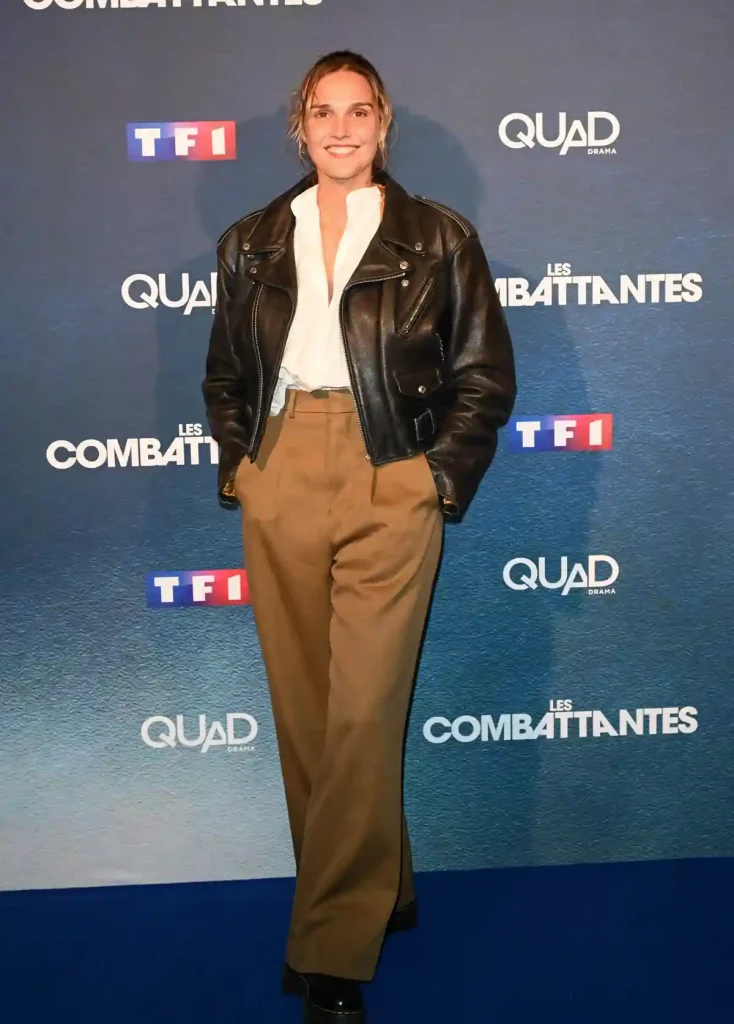Camille Lou : Âge, couple, taille, fortune en 2025 4 Camille Lou fortune