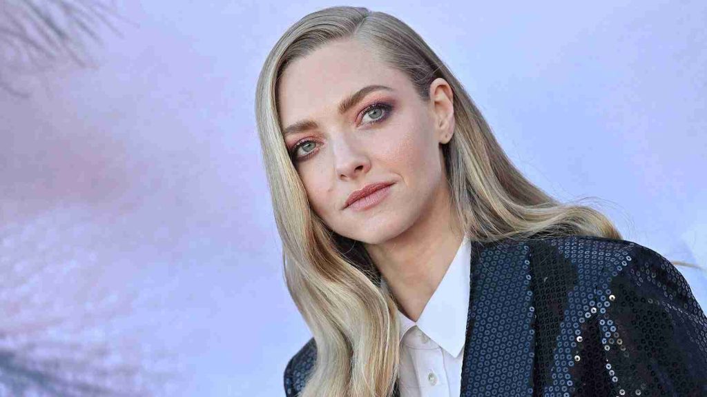Amanda Seyfried (2025): Age, Height, Movies, Husband, Net Worth 1 Amanda Seyfried Age, Height, Movies, Husband, Net Worth