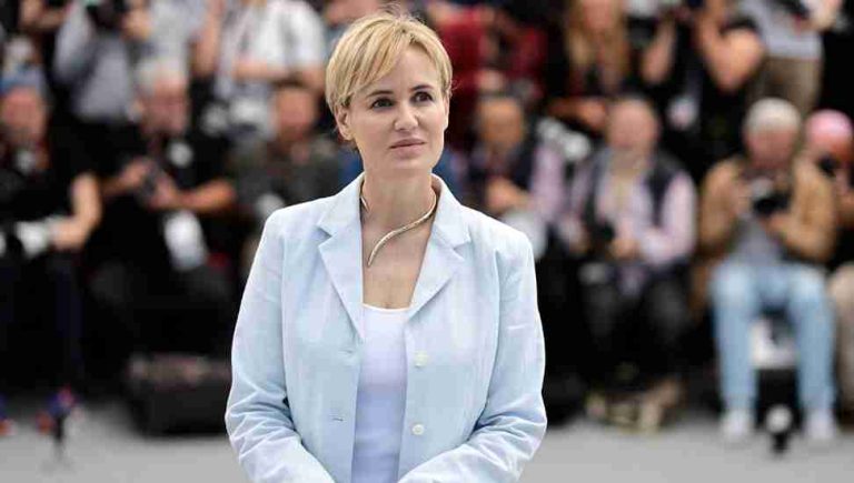 Judith Godrèche (2025): Âge, Origines, Taille, fortune, Vie Privée 1 Judith Godrèche Âge, Origines, Taille, fortune, Vie Privée 2 (1)