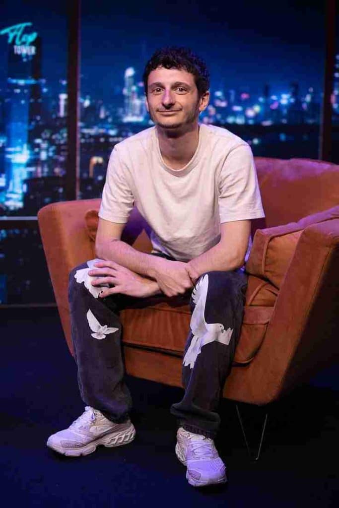 Maxime Biaggi : Âge, taille, couple, fortune, vie privée (2025) 5 Maxime Biaggi taille