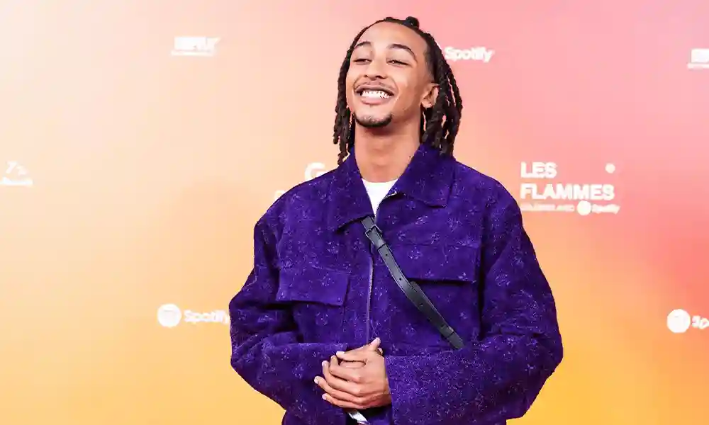 Théodort Âge, taille, fortune, couple, vie privée