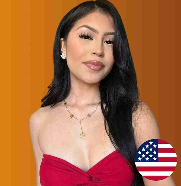 Desiree Montoya Wiki, Age, Height, Partner, Net Worth_2