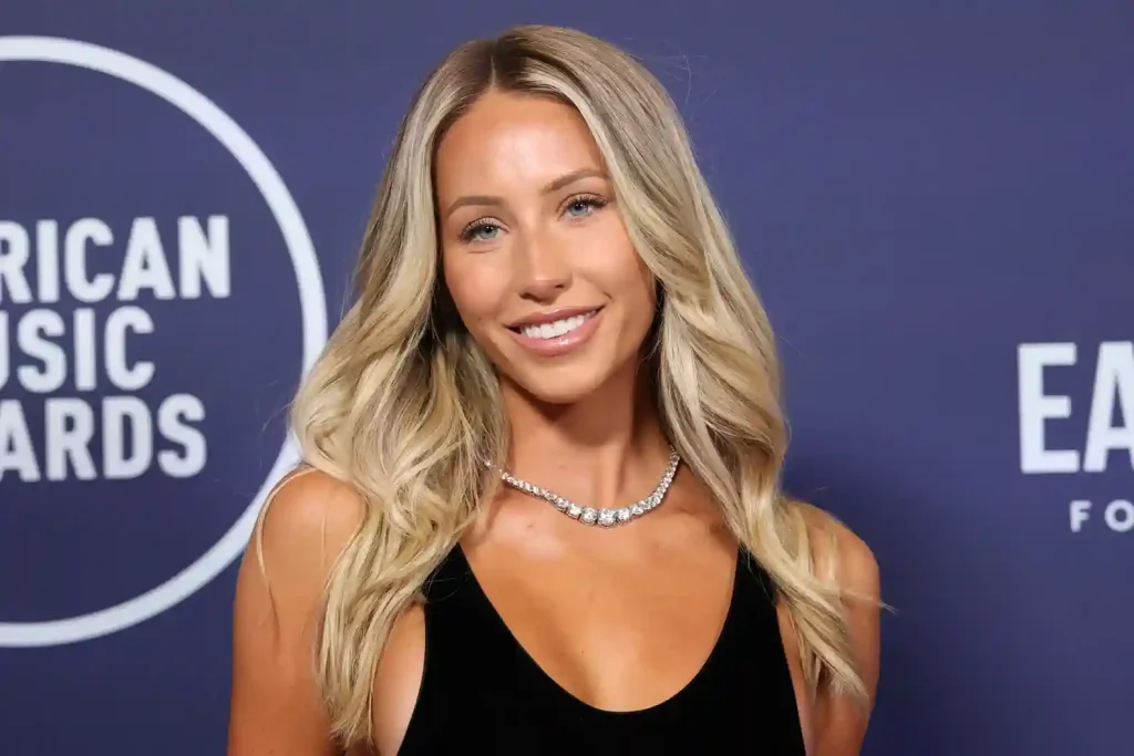 Alix Earle: Age, height, boyfriend, net worth (2026) 5 Alix Earle Age, height, boyfriend, net worth