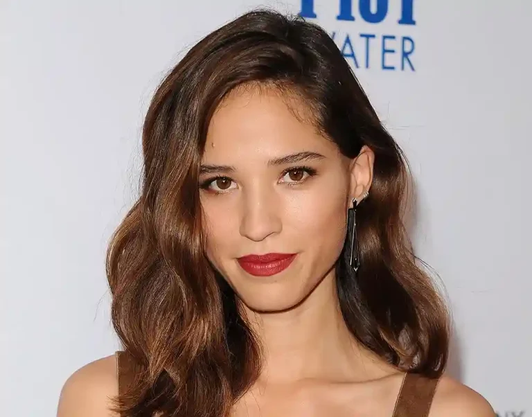 Kelsey Asbille : Bio, age, movies, height, net worth (2026) Kelsey Asbille Bio, age, movies, height, net worth