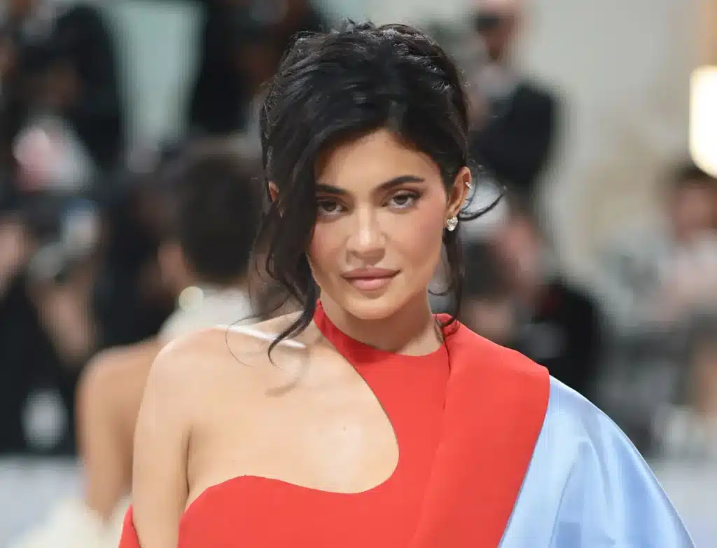 Kylie Jenner : Bio, age, hieght, bf, net worth (2026) 5 Kylie Jenner age, hieght, bf, net worth