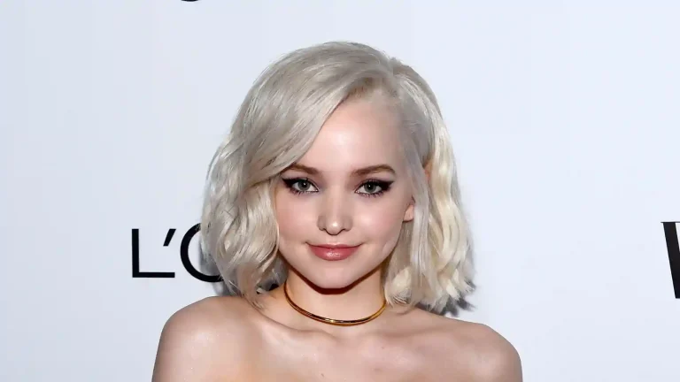 Dove Cameron age, movies, height, net worth, personal life
