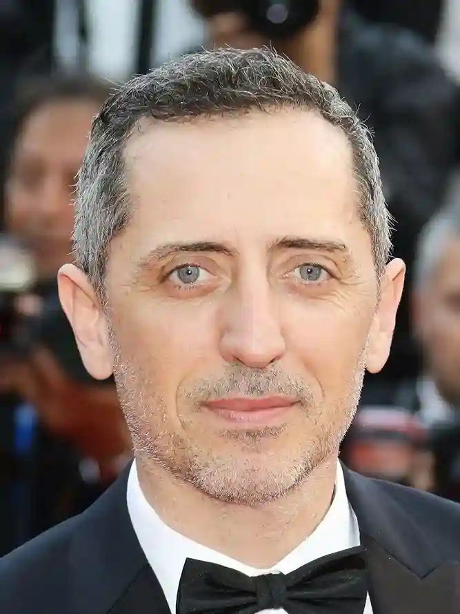 Gad Elmaleh: age, taille, couple, fortune, vie privée (2026) 1 Gad Elmaleh age, taille, couple, fortune, vie privée