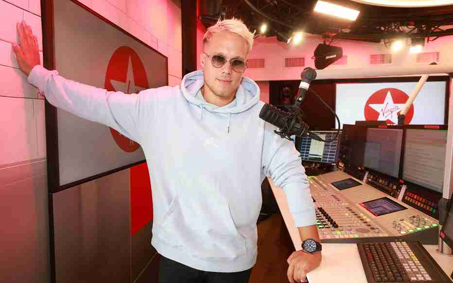 Guillaume Genton: Wiki, couple, fortune, vie privée (2026) 2 Guillaume Genton Wiki, couple, fortune, vie privée