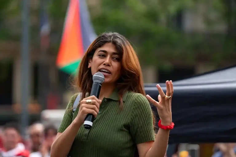 Rima Hassan: Bio, Age, Taille, Mari, fortune, vie privée (2026) Rima Hassan Bio, Age, Taille, Mari, fortune, vie privée