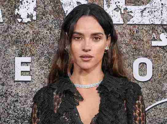 Adria Arjona Net worth