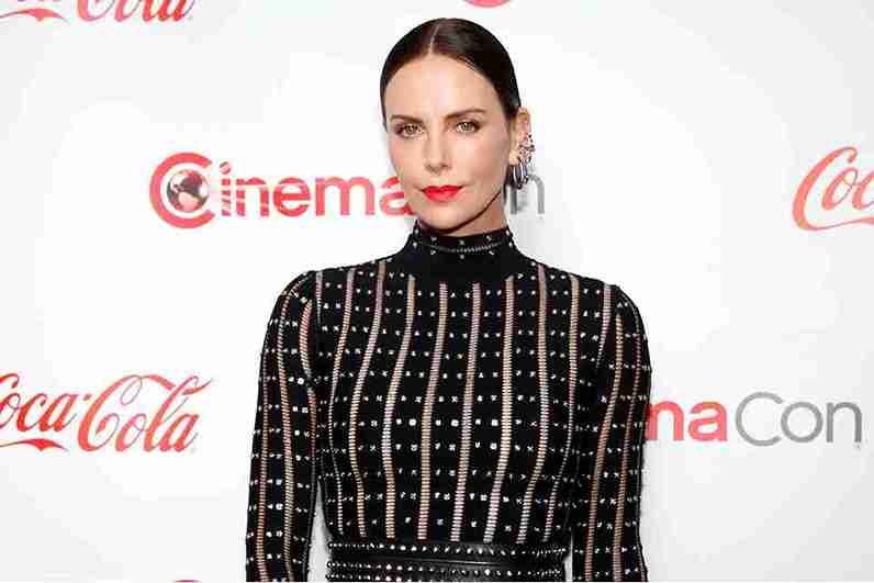 Charlize Theron height