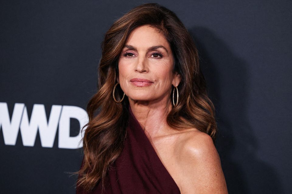 Cindy Crawford Biography, Age, Height, Husband, Net Worth