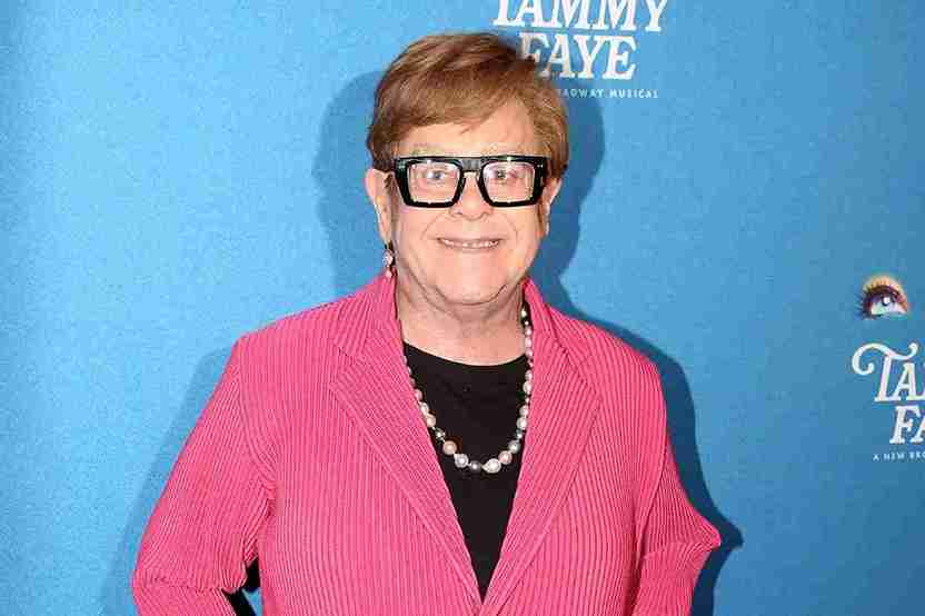 Elton John : Biography, age, wife, height, net worth (2026) 1 Elton John biography