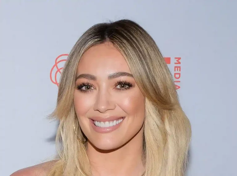 Hilary Duff age, height, husband, net worth, movies