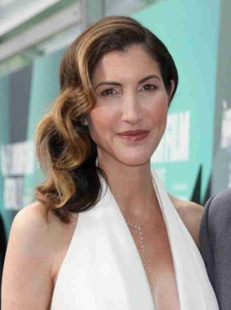 Jackie Sandler height