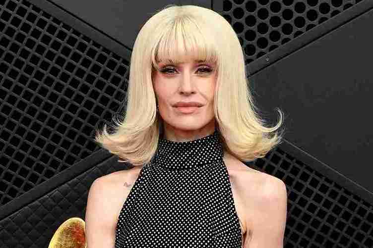 Kelly Osbourne net worth, height, husband, age