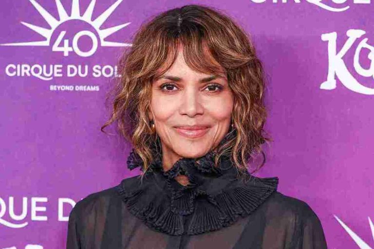 Halle Berry biography