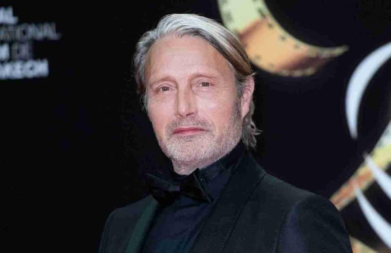 Mads Mikkelsen biography