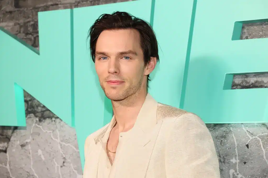 Nicholas Hoult Biography