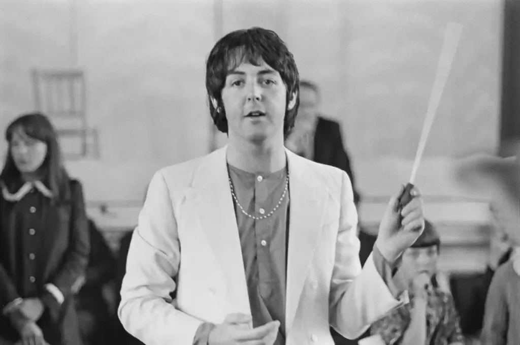 Paul McCartney Biography: age, wife, height, net worth (2026) 2 Paul McCartney young