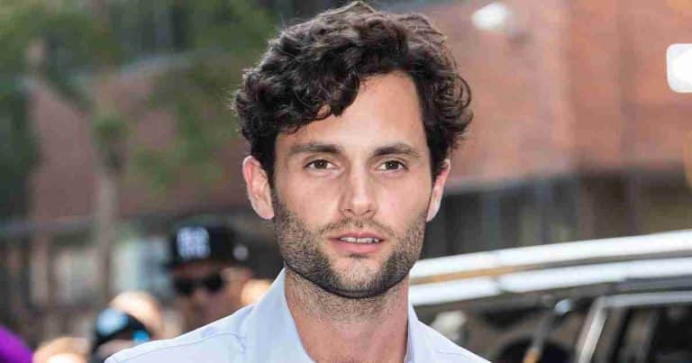 Penn Badgley biography