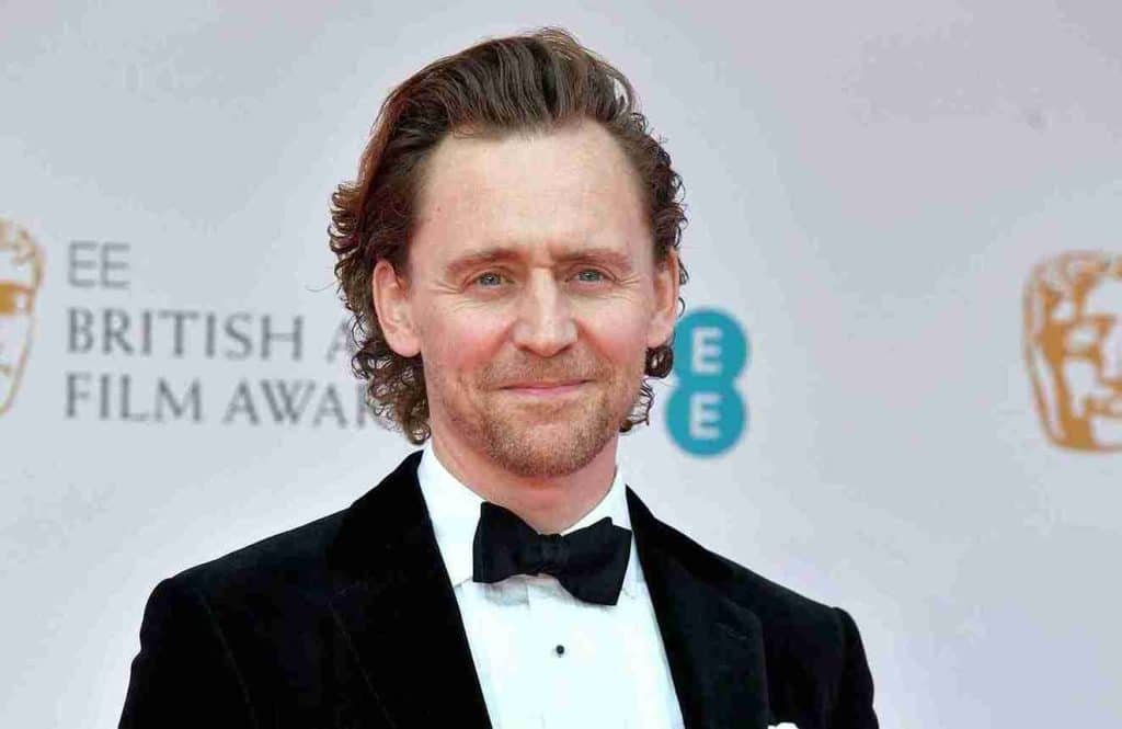 Tom Hiddleston biography