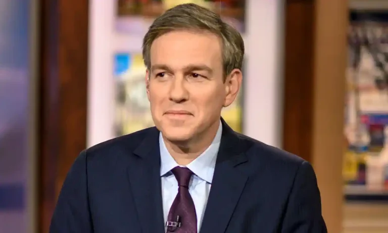 Bret Stephens biography