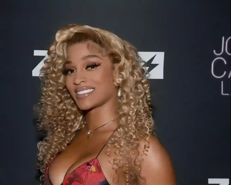 Joseline Hernandez biography