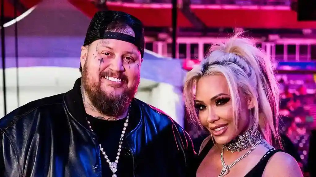 Jelly Roll wiki: Age, Height, Wife, Net Worth, History (2026) 1 Jelly Roll wife