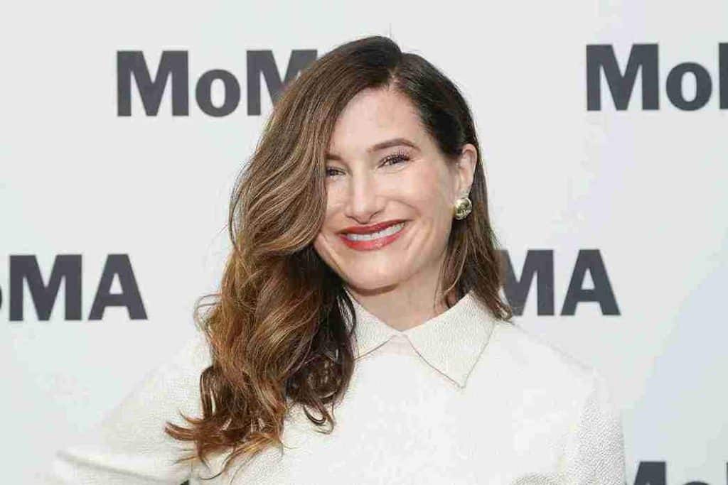 Kathryn Hahn biography