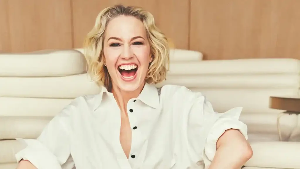 Carrie Coon biography