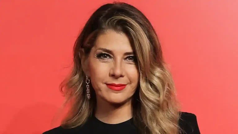 Marisa Tomei bio: age, height, net worth, husband? (2026) Marisa Tomei biography