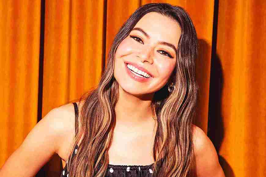 Miranda Cosgrove biography